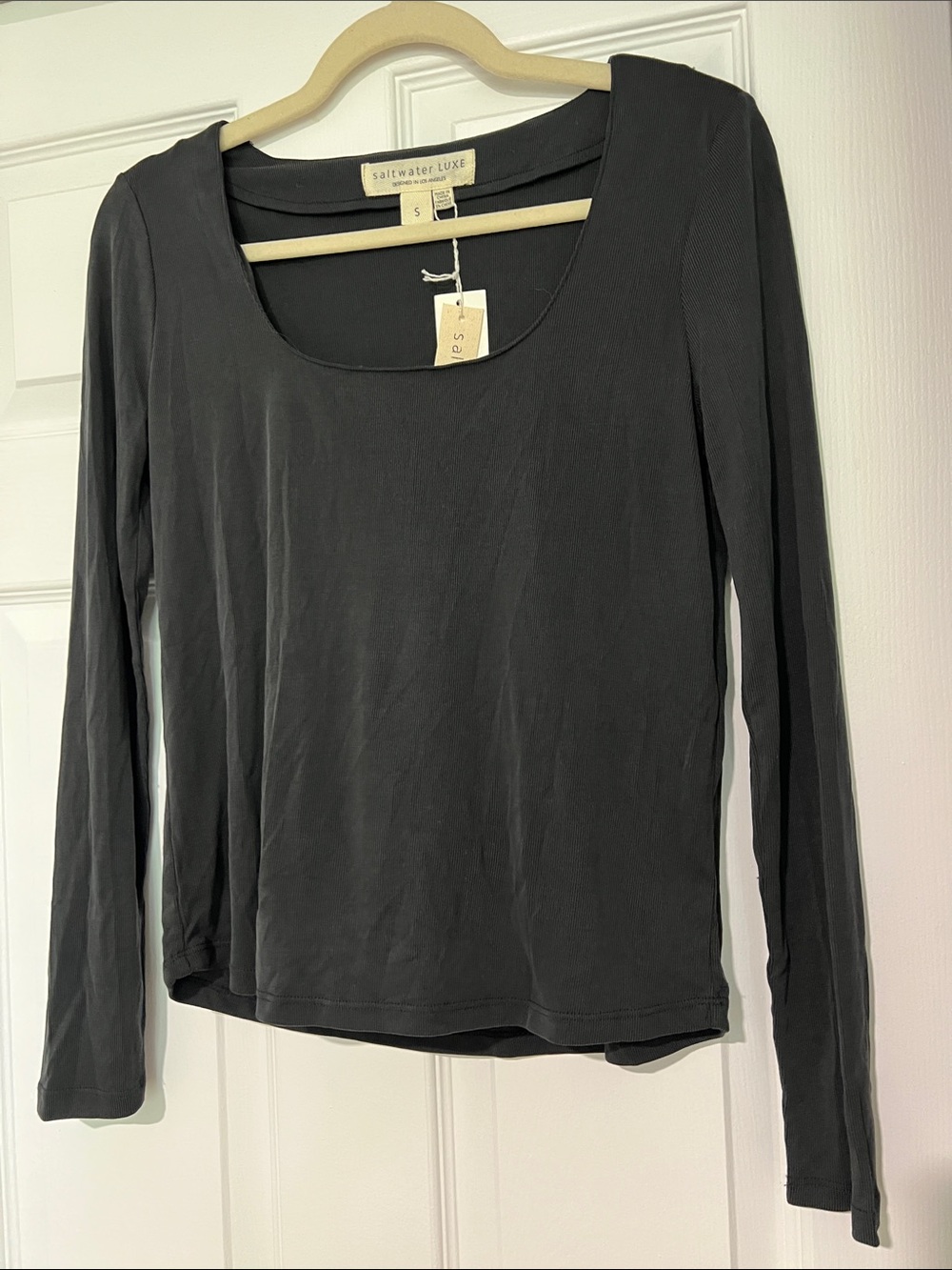 saltwater LUXE Black Long Sleeve Scoop Neck Top - Stretch Knit